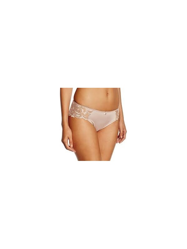Triumph Modern Finesse Tai