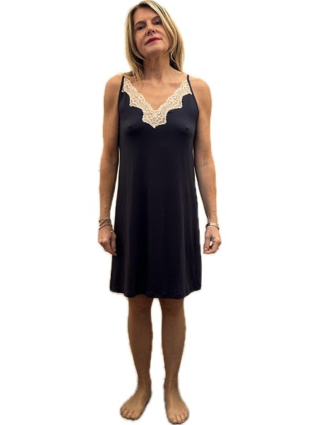 Bisbigli Camicia da notte in modal spallina stretta con pizzo art. 103610