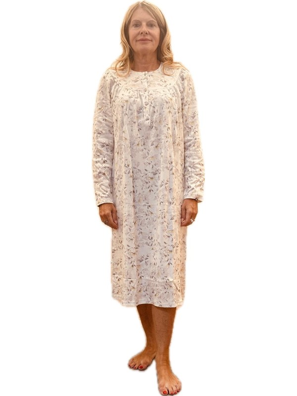 Linclalor Camicia da notte in caldo cotone con carrè e manica a raglan art. 292061