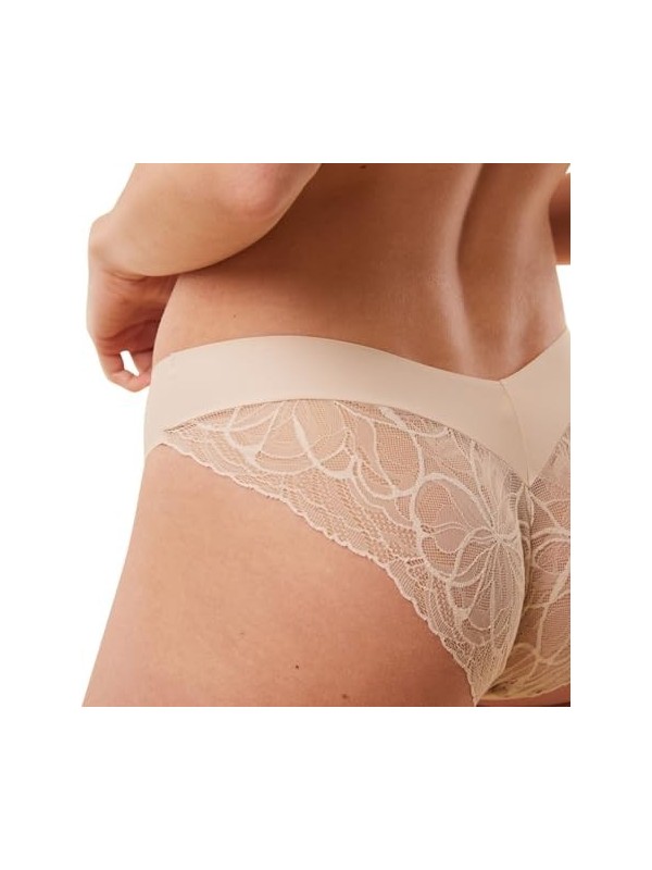 Triumph Donna Body Make-Up Illusion Lace Highleg Tai